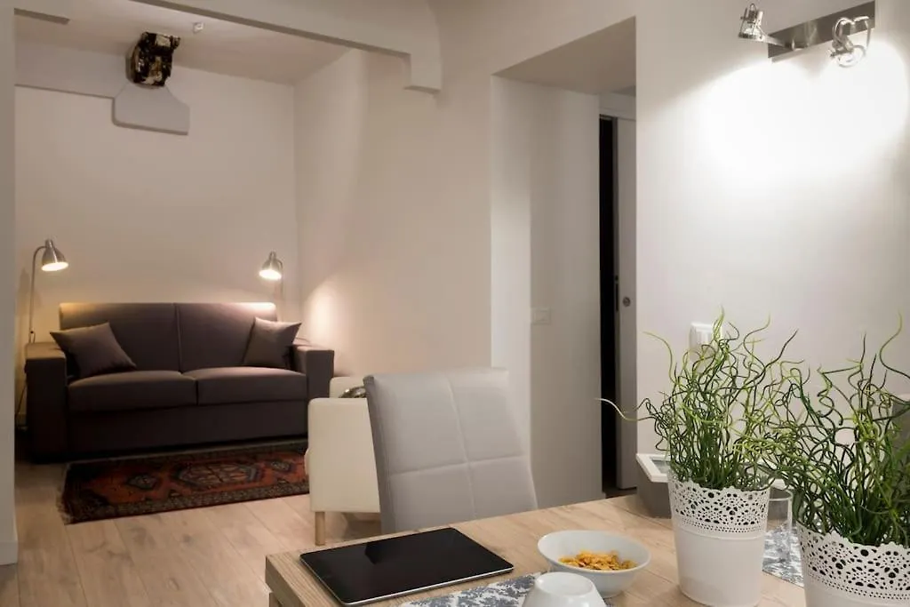 Real Umberto I° Suite - Kalsa Palermo Apartment
